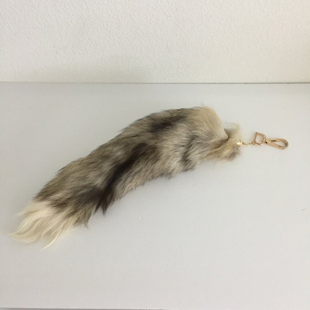 Animal Fur Tail Look Keychain